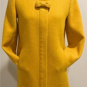 Elegant Yellow Girl’s Coat